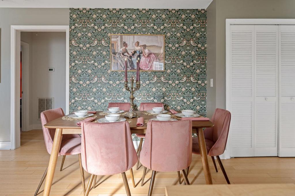 New Victorian Theme, 3Br, Lrg Backyard Close To Pnc Arena, Downtown, And Rdu Airport Роли Экстерьер фото